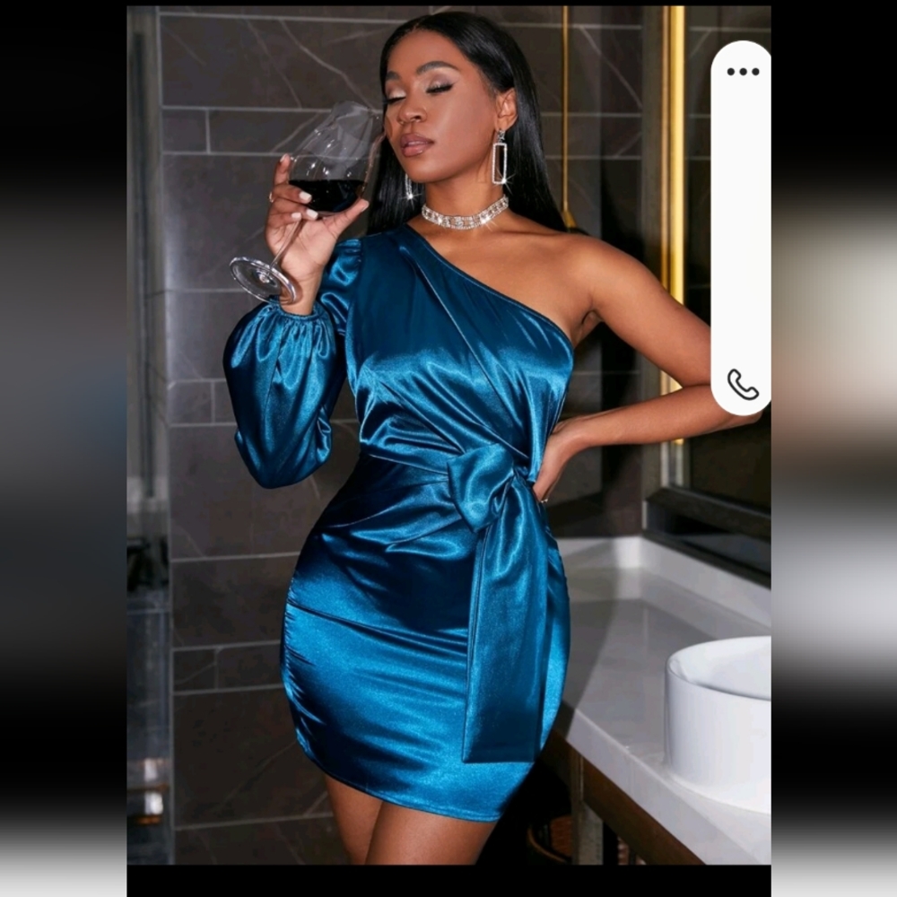 New💞 One Shoulder Lantern Sleeve Knot Side Bodycon Dress